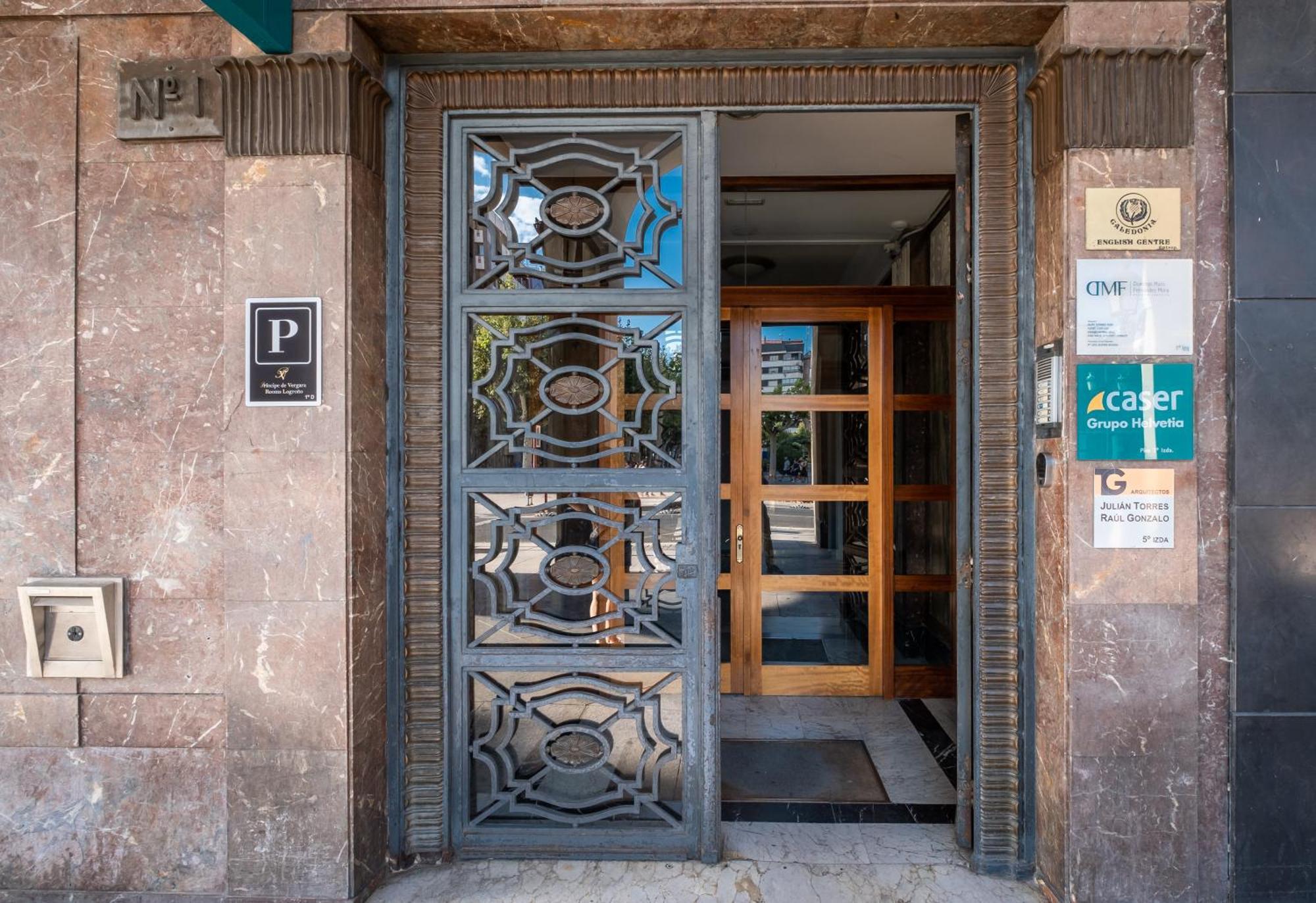 Principe De Vergara Rooms Lujo En El Centro De Logrono Exterior photo